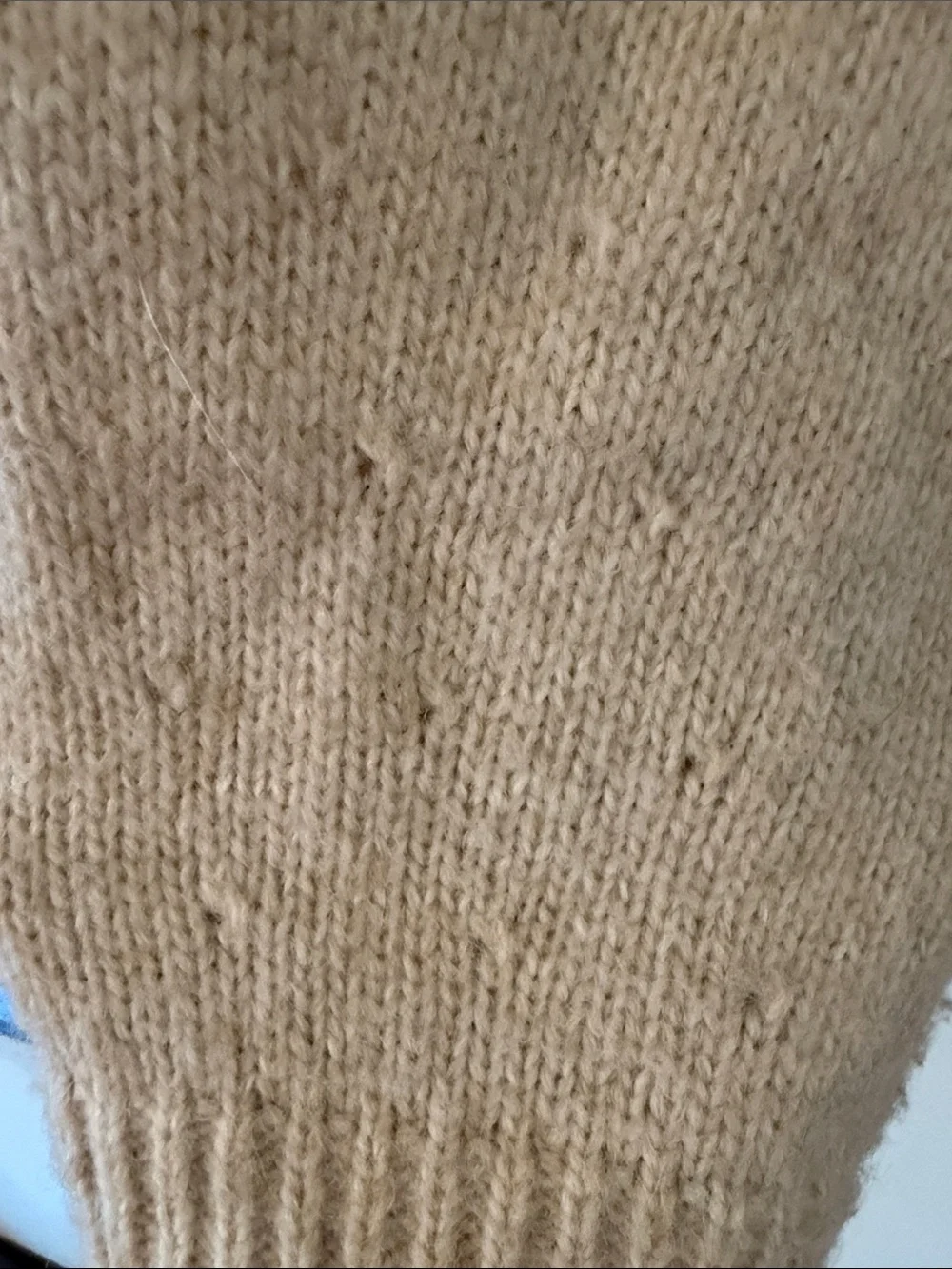 No Tag Large Sweater - Picture 2 of 5